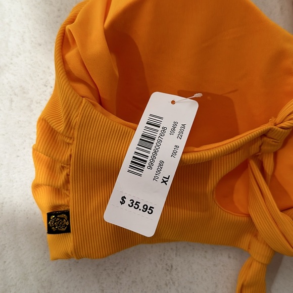 La vie en Rose bikini top, NWT size XL - Picture 3 of 3